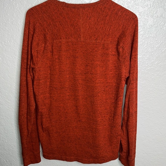 American Eagle Men’s Long Sleeve Active Flex Workout Top - Picture 5 of 5